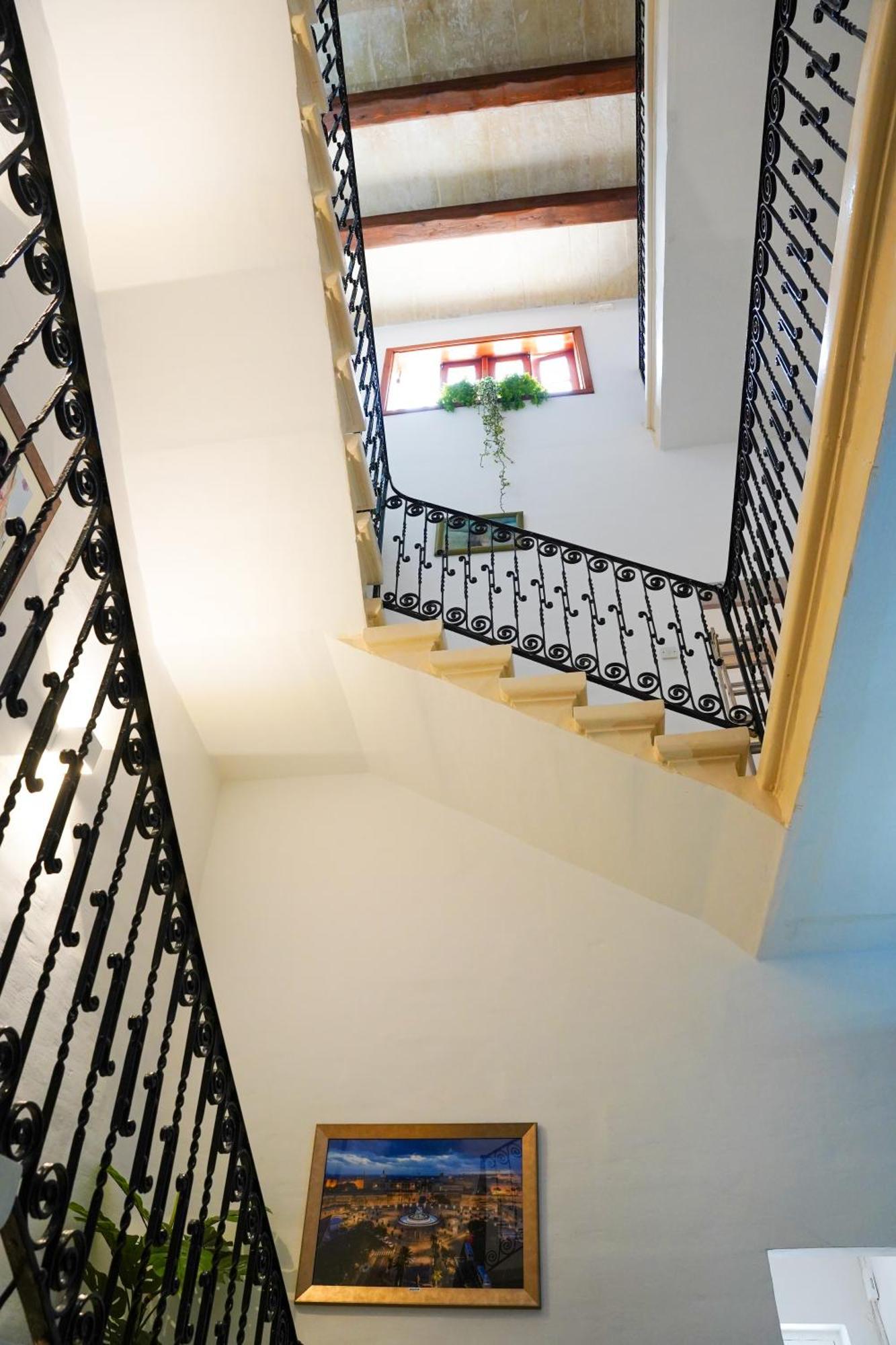 Number10 Villa สลีมา ภายนอก รูปภาพ